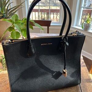 MICHAEL KORS MERCER LARGE BONDED BLACK LEATHER TOTE BAG